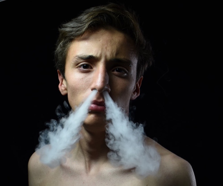 cómo hacer más vapor con el cigarrillo electrónico