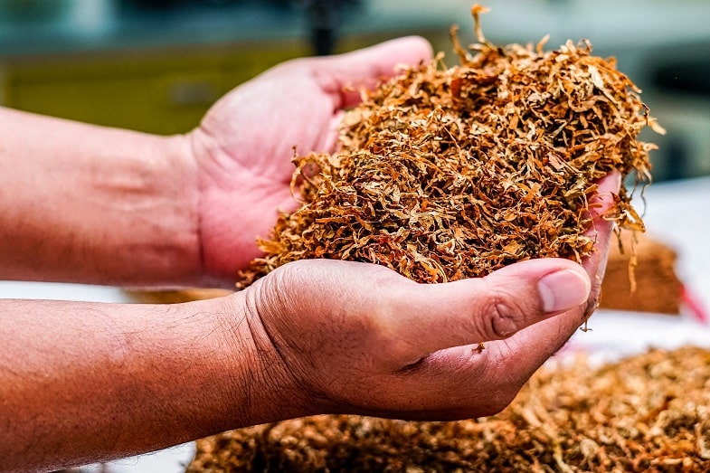 Usar el cigarrillo electrónico para evitar el tabaco